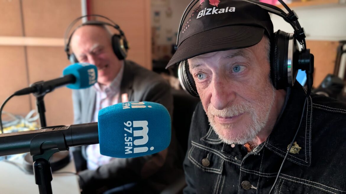 Jon ha vuelto a la radio